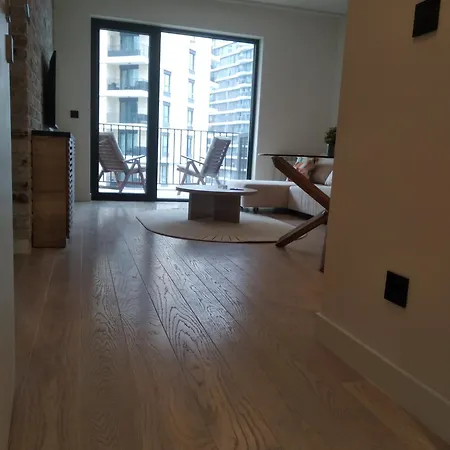 BW Premium 5Th Symphony Apartment Belgrad Exterior foto